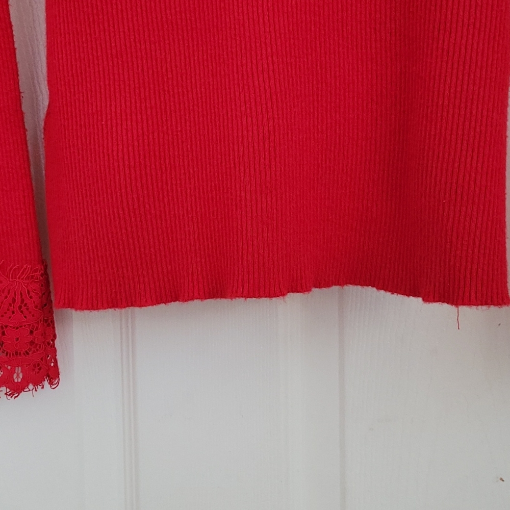 Sweater - Picture 6 of 6